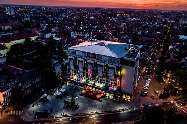 Crisul Shopping Center , Oradea